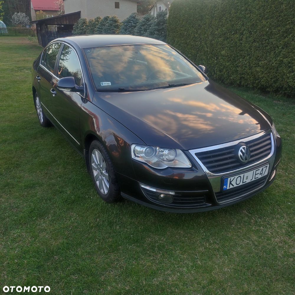 Volkswagen Passat - 2