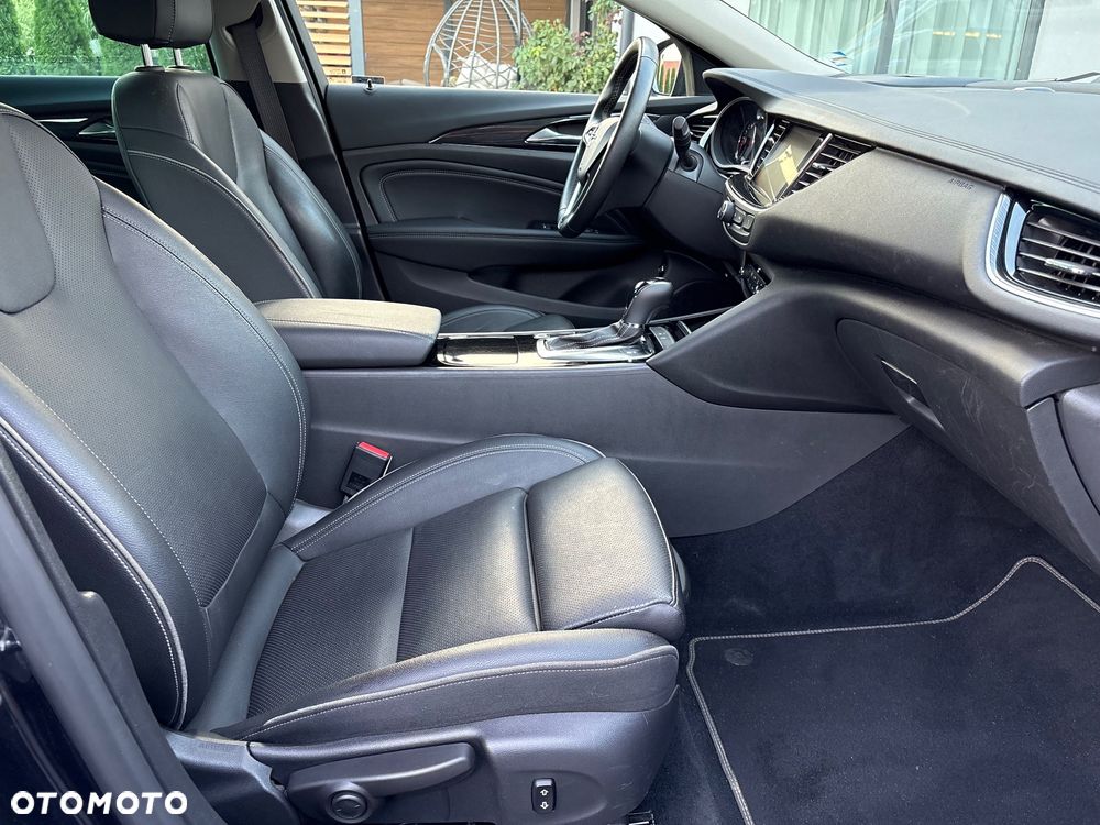 Opel Insignia 1.5 T Innovation S&S - 18