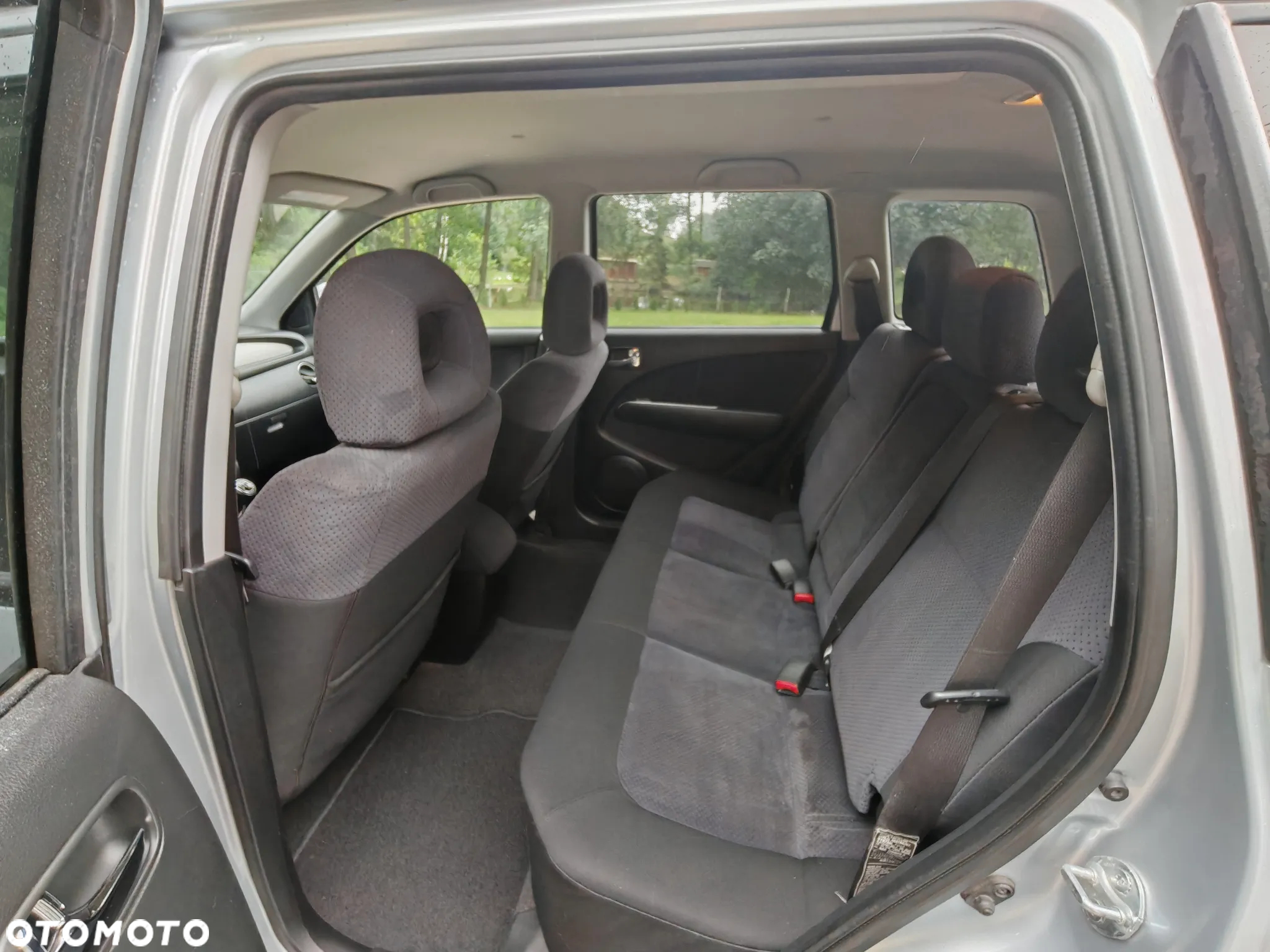 Mitsubishi Outlander - 8