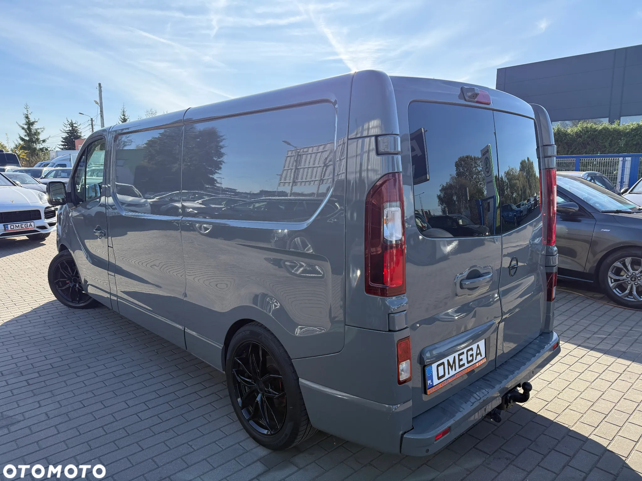 Opel Vivaro L2H1 Sport - 4