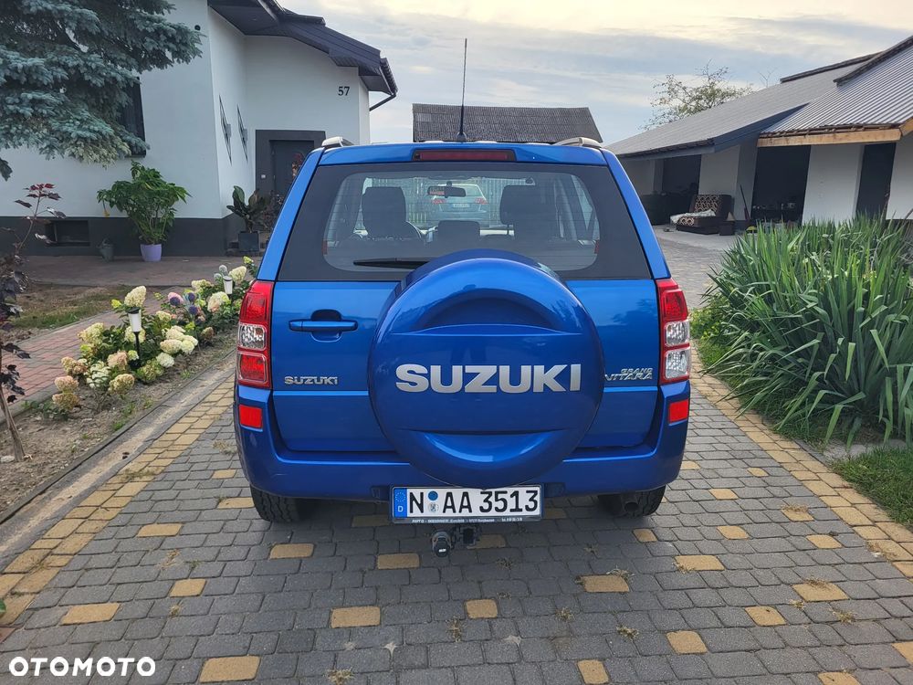 Suzuki Grand Vitara 1.9 DDiS Comfort - 12