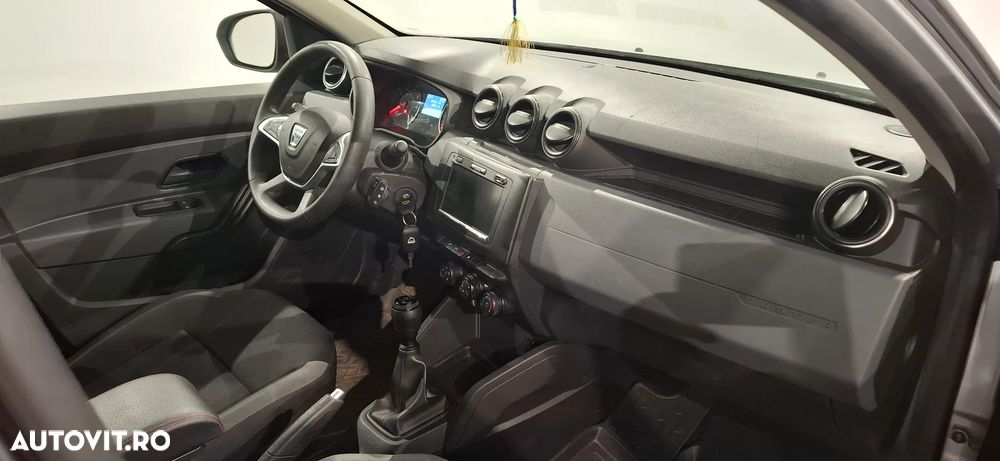 Dacia Duster TCe 100 Essential - 14