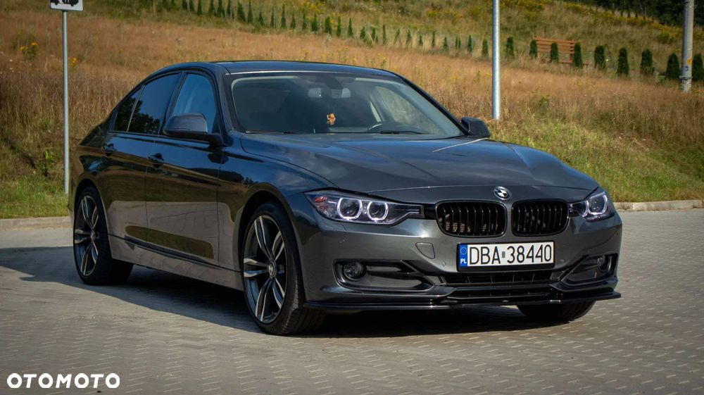 BMW Seria 3 - 1