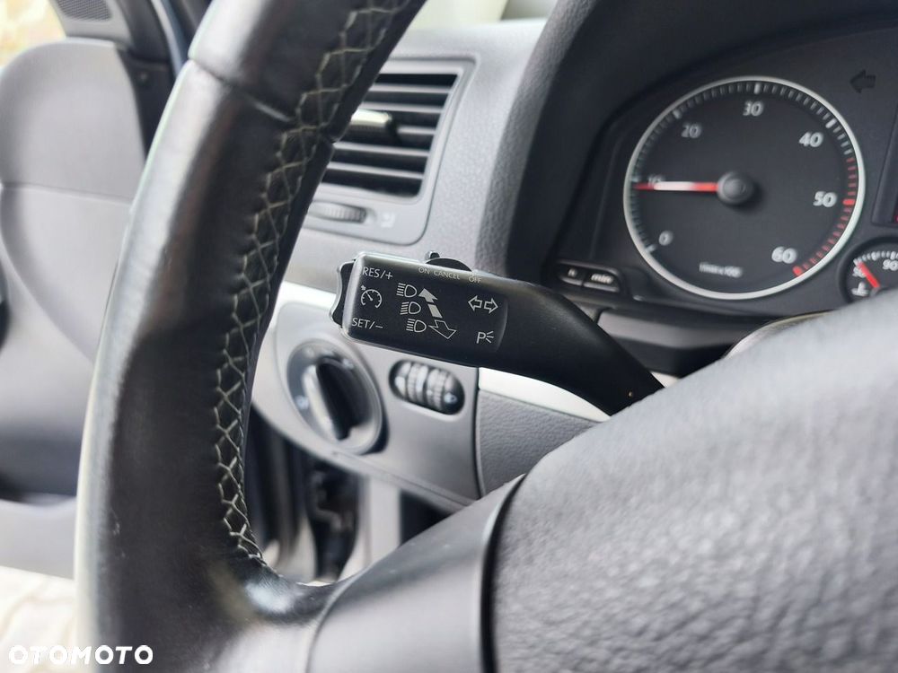 Volkswagen Golf 1.9 TDI Trendline - 8