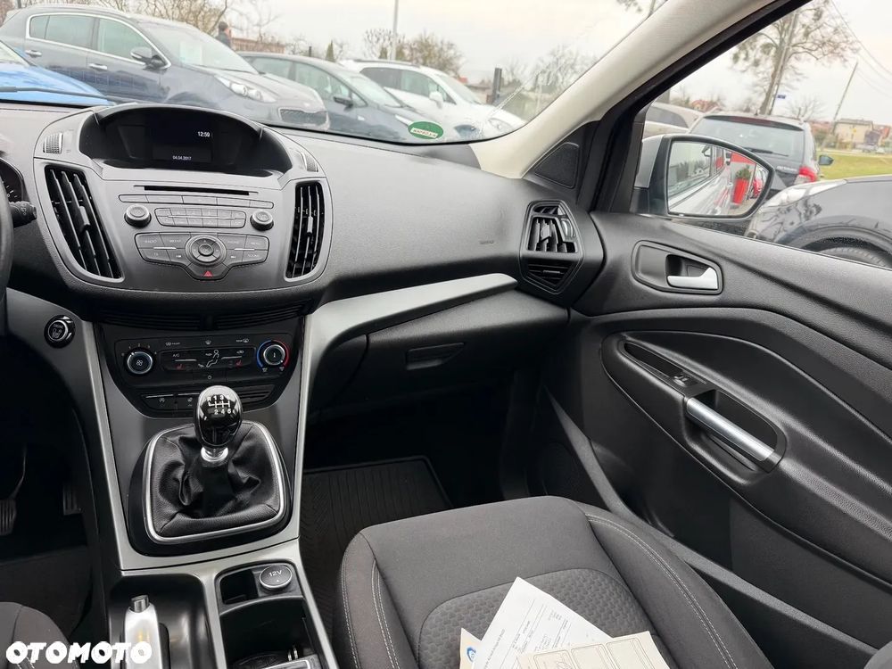 Ford Kuga 1.5 EcoBoost 2x4 Black & Silver - 13