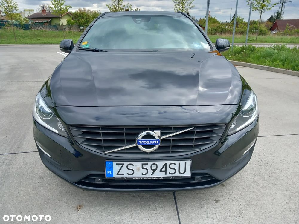 Volvo V60 D4 Linje Svart - 2