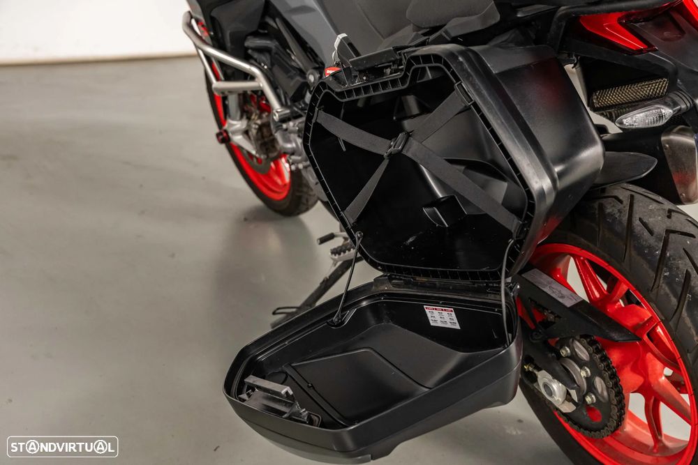 Ducati Multistrada V2 S Full Extras - 14