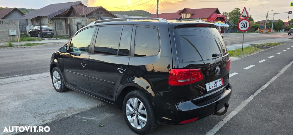 Volkswagen Touran 2.0 TDI DPF DSG MATCH - 6