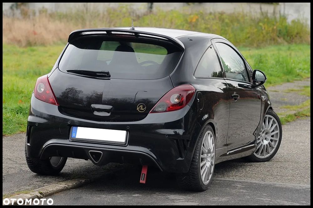 Opel Corsa 1.6 Turbo OPC - 23
