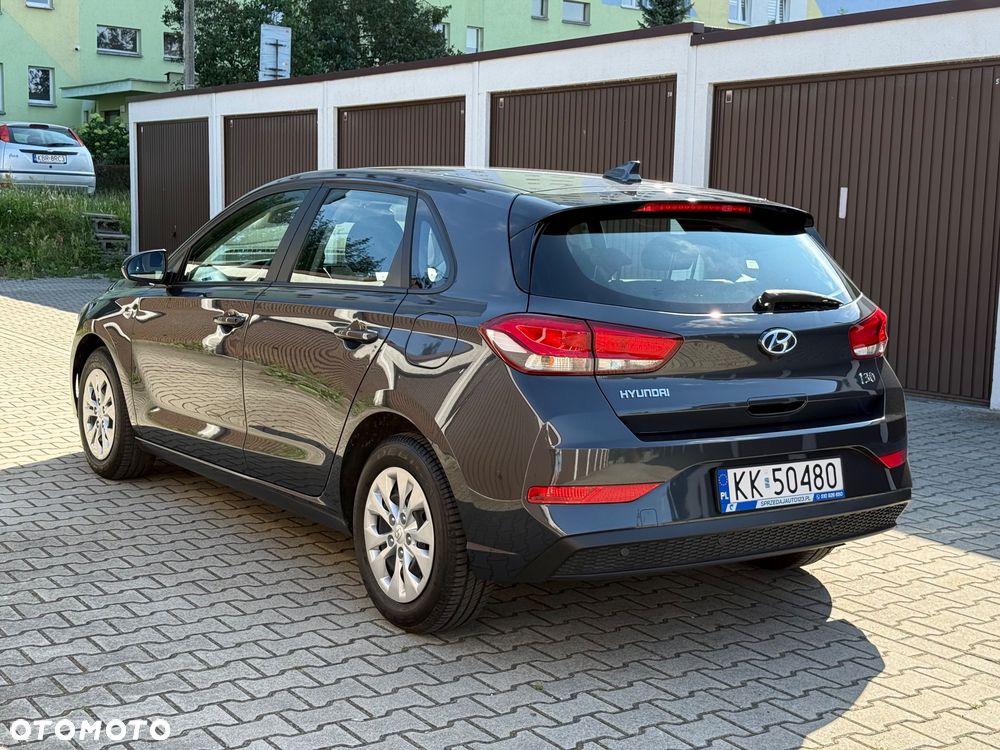 Hyundai i30 1.5 DPI Classic + - 32