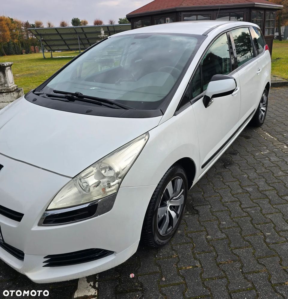 Peugeot 5008 - 1