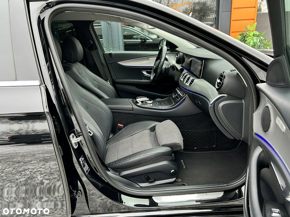 Mercedes-Benz Klasa E 200 d 9G-TRONIC AMG Line - 24