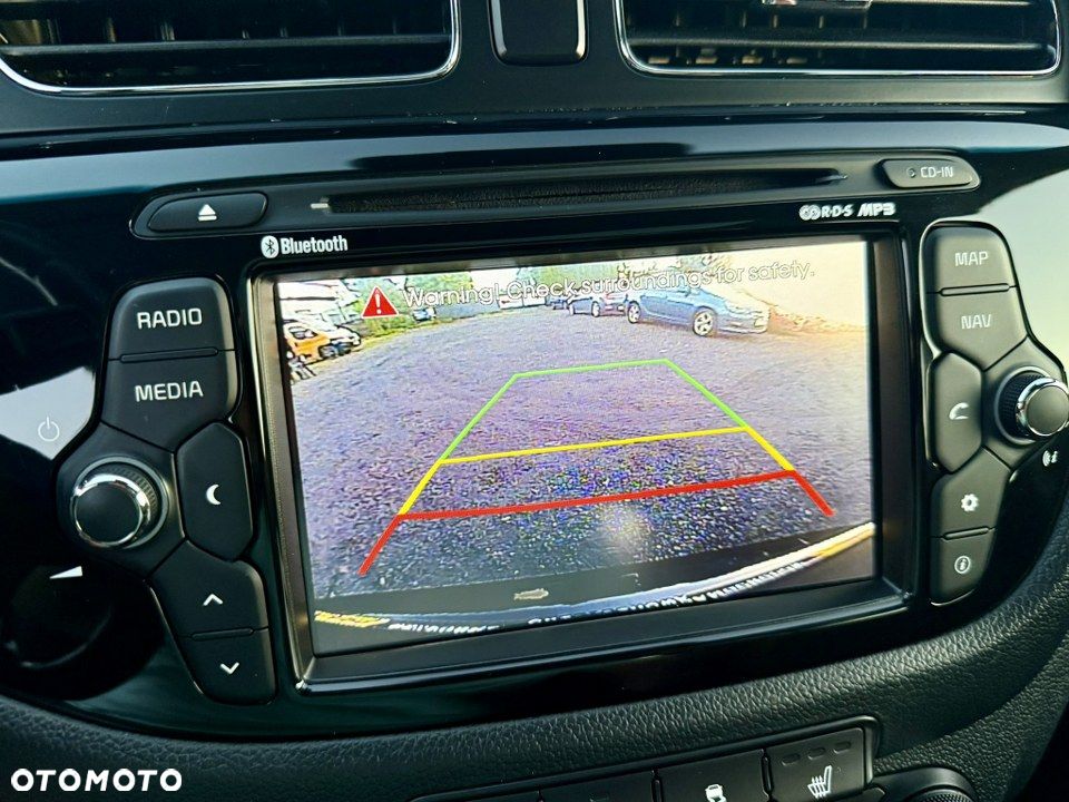 Kia Ceed 1.6 GDI XL DCT - 24