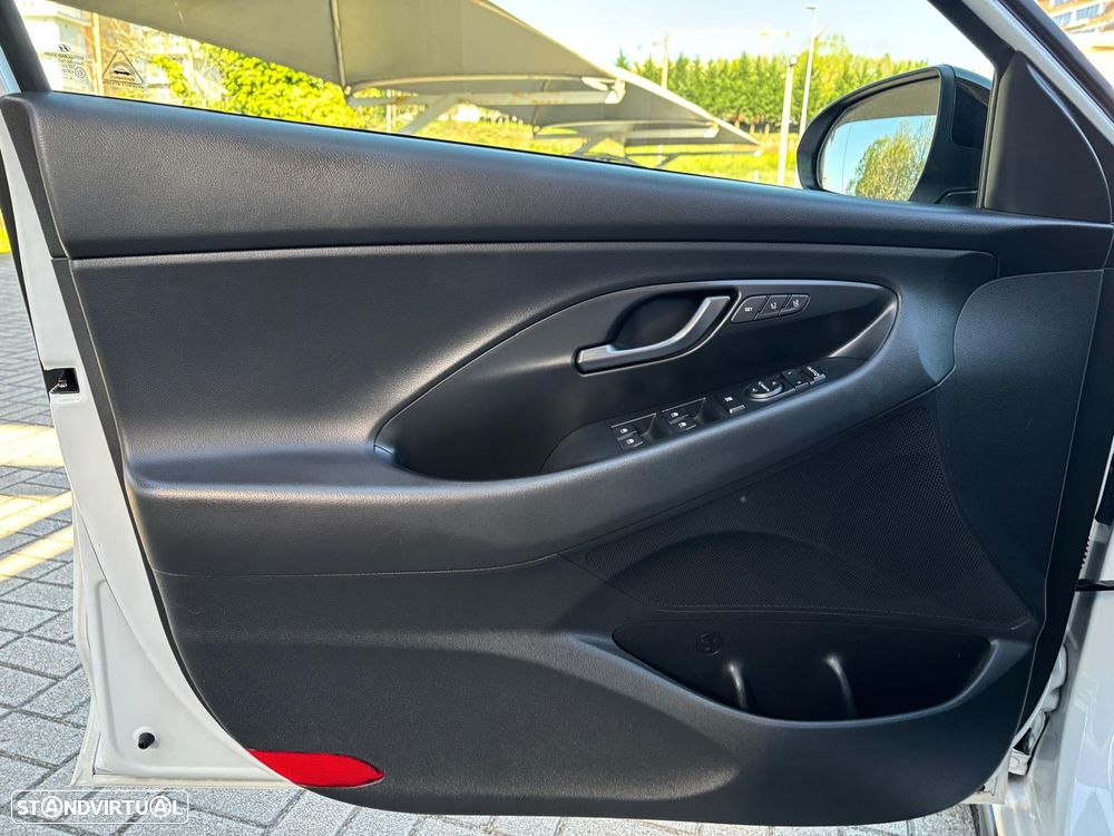 Hyundai i30 N 2.0 T-GDi Performance Pack - 17