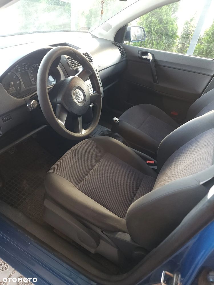Volkswagen Polo 1.4 - 9