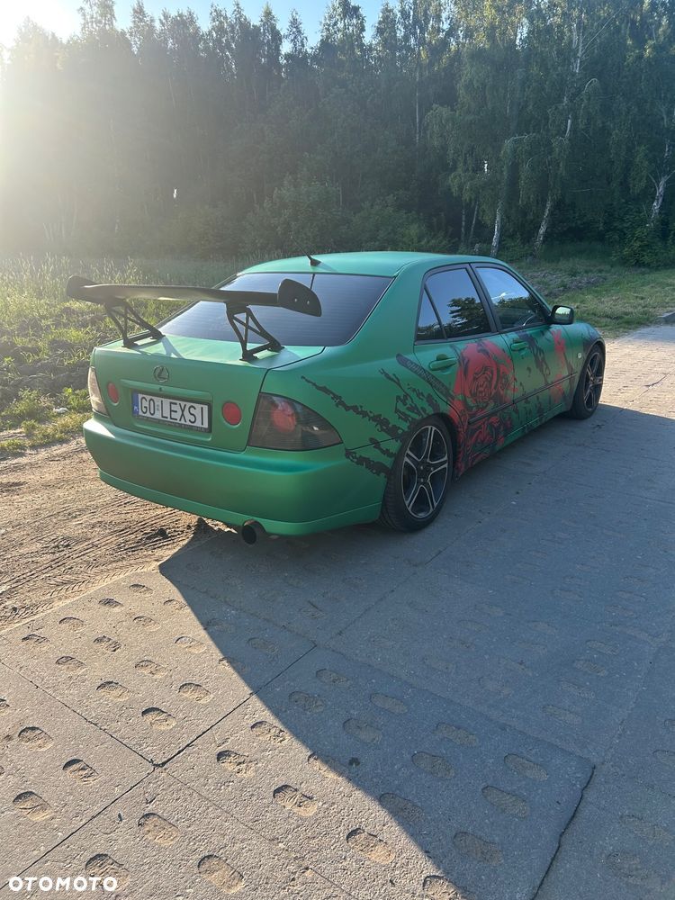 Lexus IS - 3