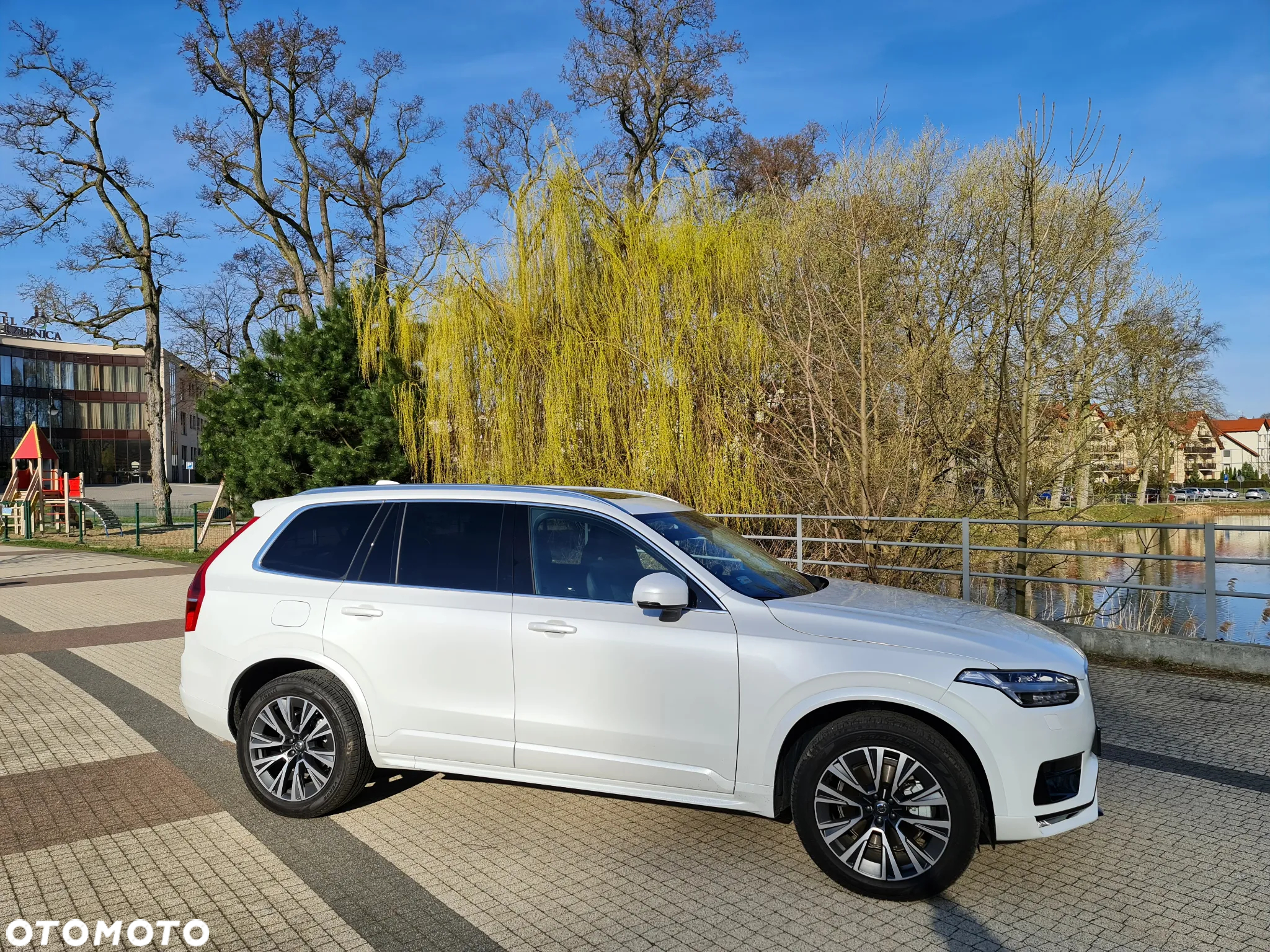 Volvo XC 90 - 7