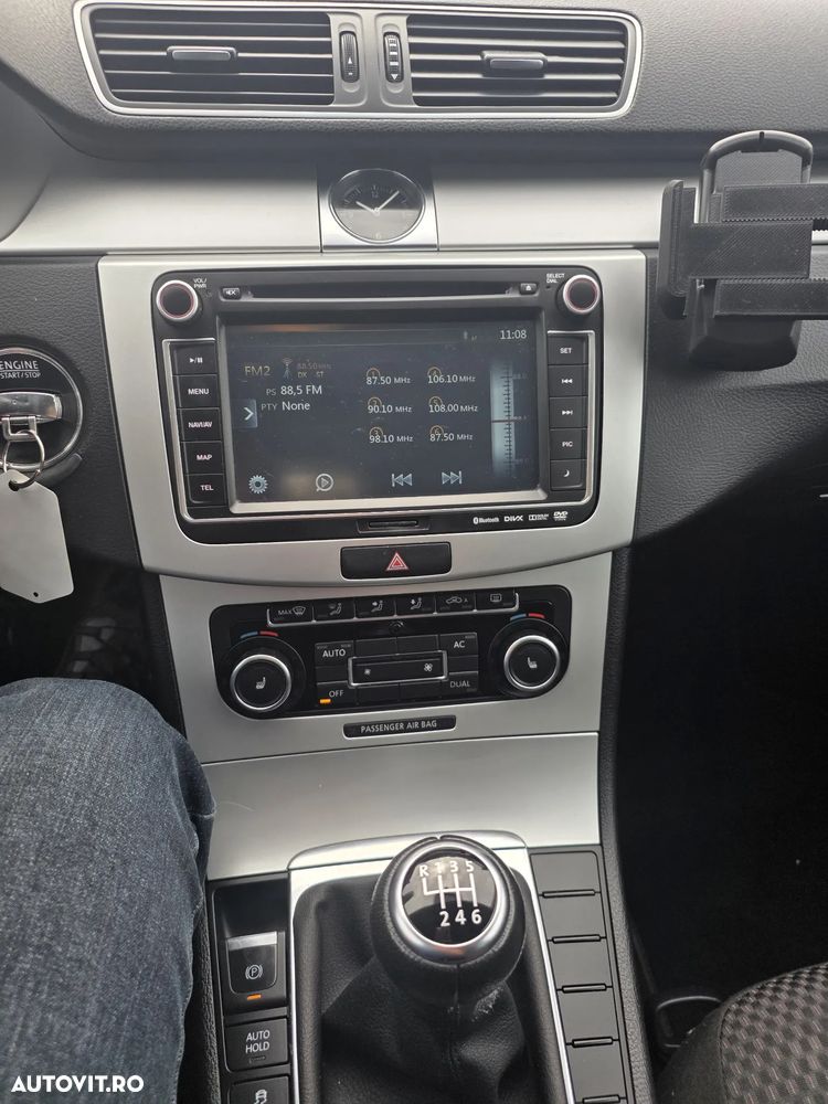 Volkswagen Passat - 15