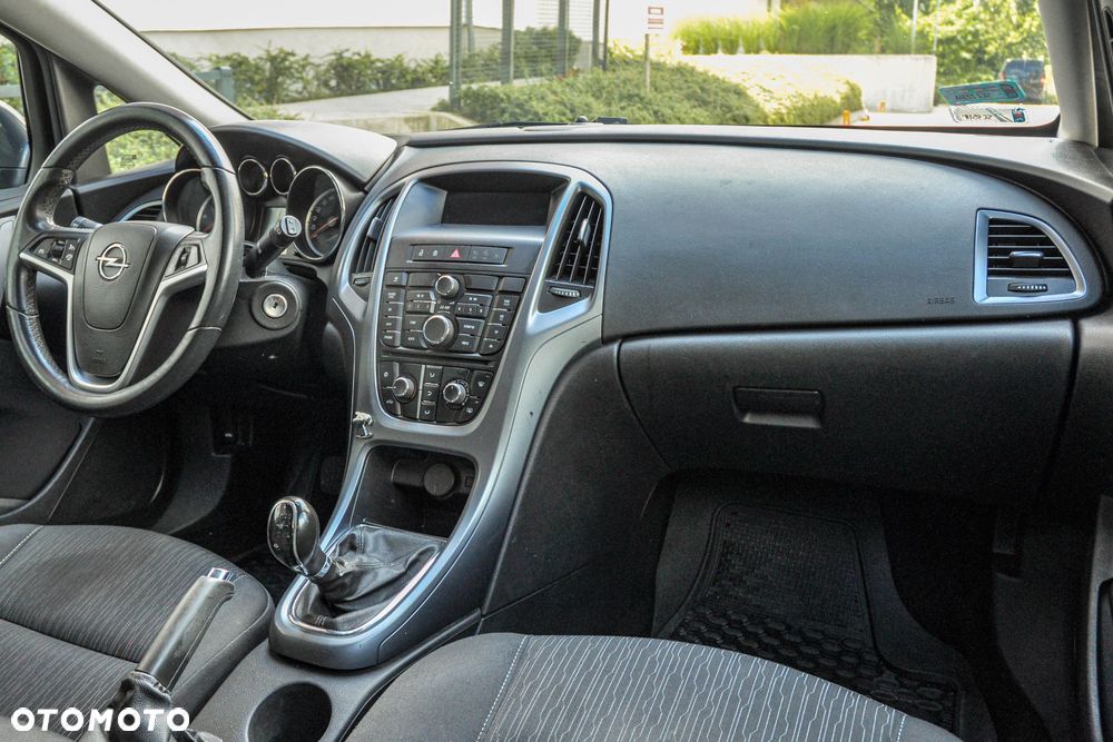 Opel Astra - 10
