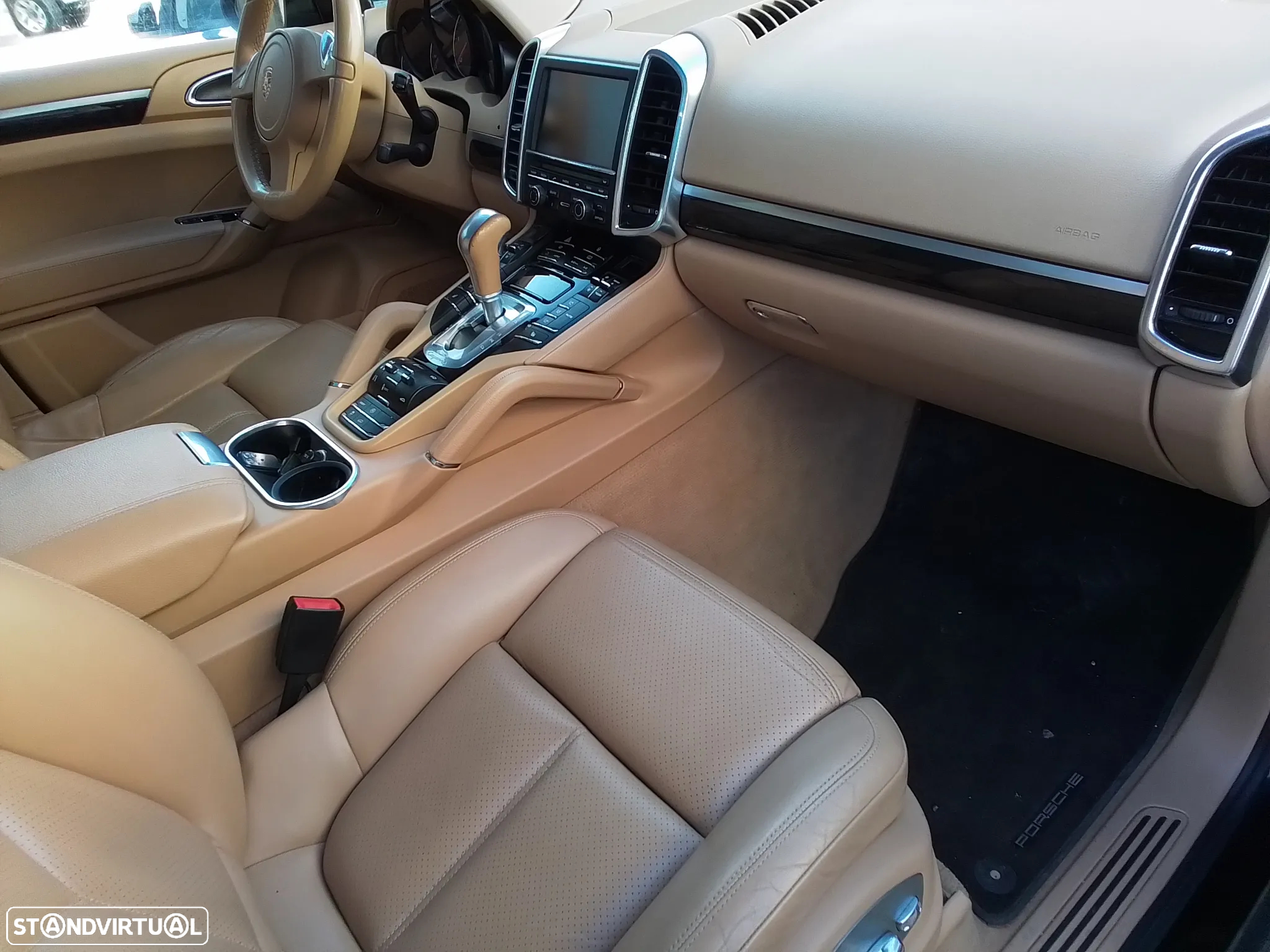 Porsche Cayenne II Platinum Edition - 17