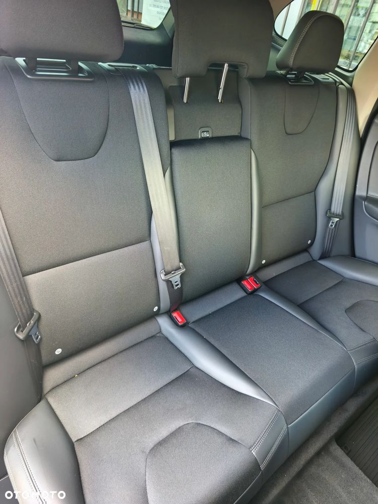 Volvo XC 60 D3 Drive-E Momentum - 23