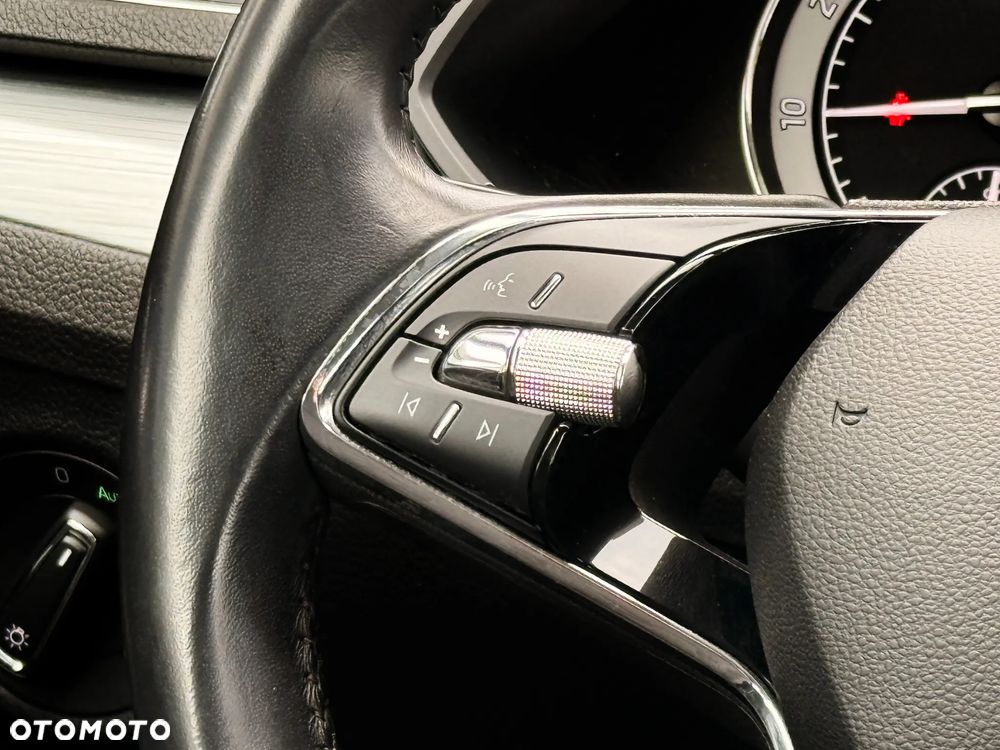 Skoda Superb 1.5 TSI Ambition - 21