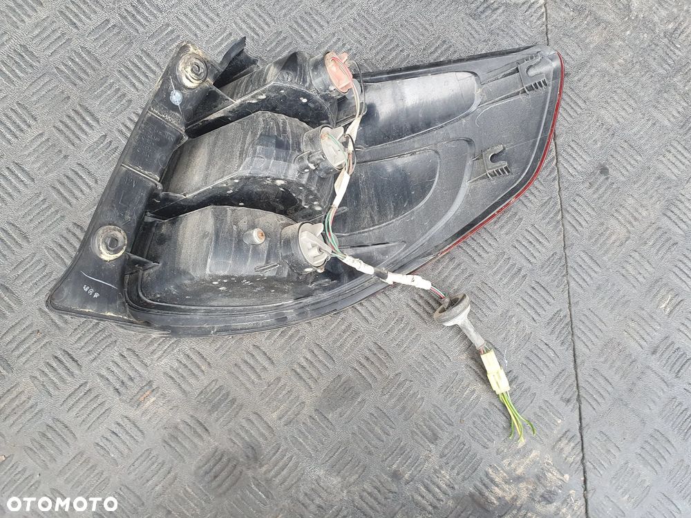 LAMPA TYŁ TYLNA LEWA SUZUKI SX-4 LIFT EUROPA - 2