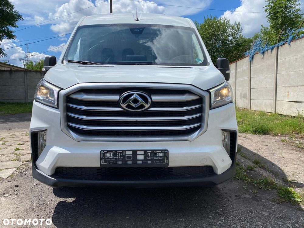 Maxus Deliver 9 - 24