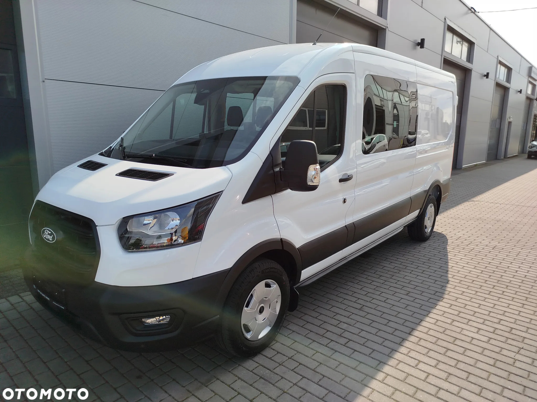 Ford Transit - 12