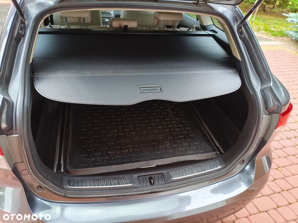 Toyota Avensis 2.0 Prestige MS - 7