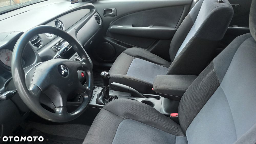 Mitsubishi Outlander 2.0 Comfort 4WD - 5