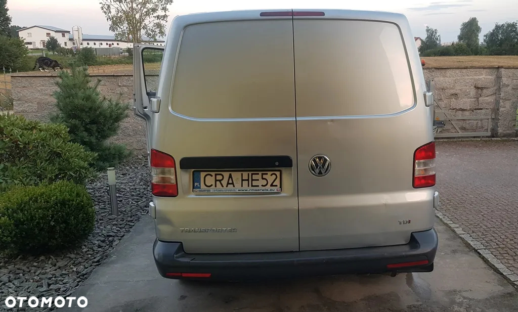 Volkswagen Transporter T5 TDI L2H1 - 11