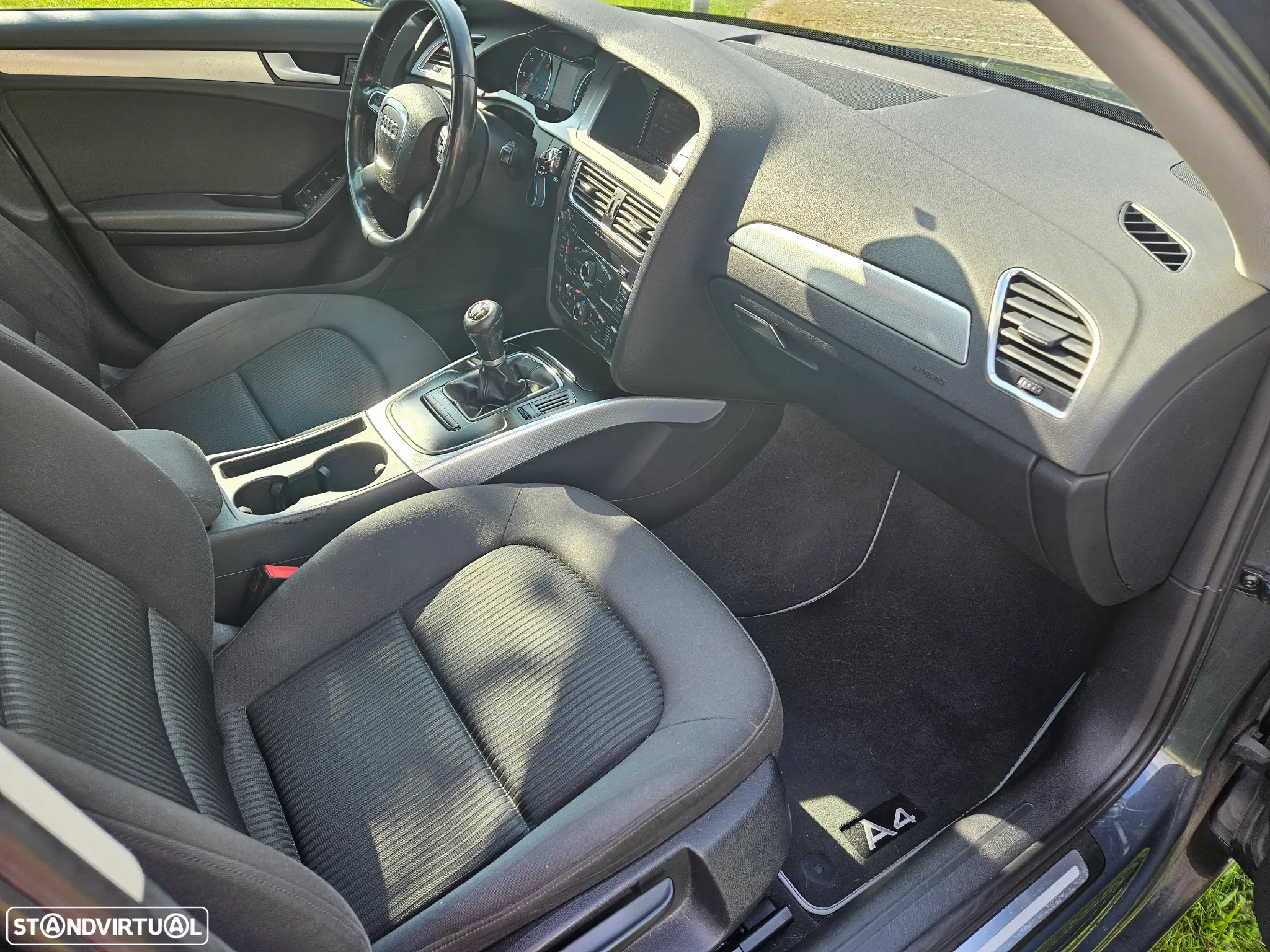 Audi A4 2.0 TDI exclusive - 18