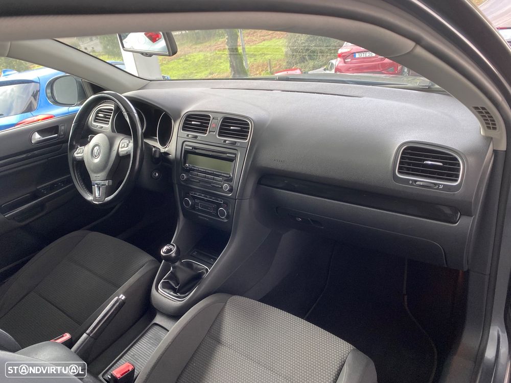 VW Golf Variant 1.6 TDi Confortline - 8