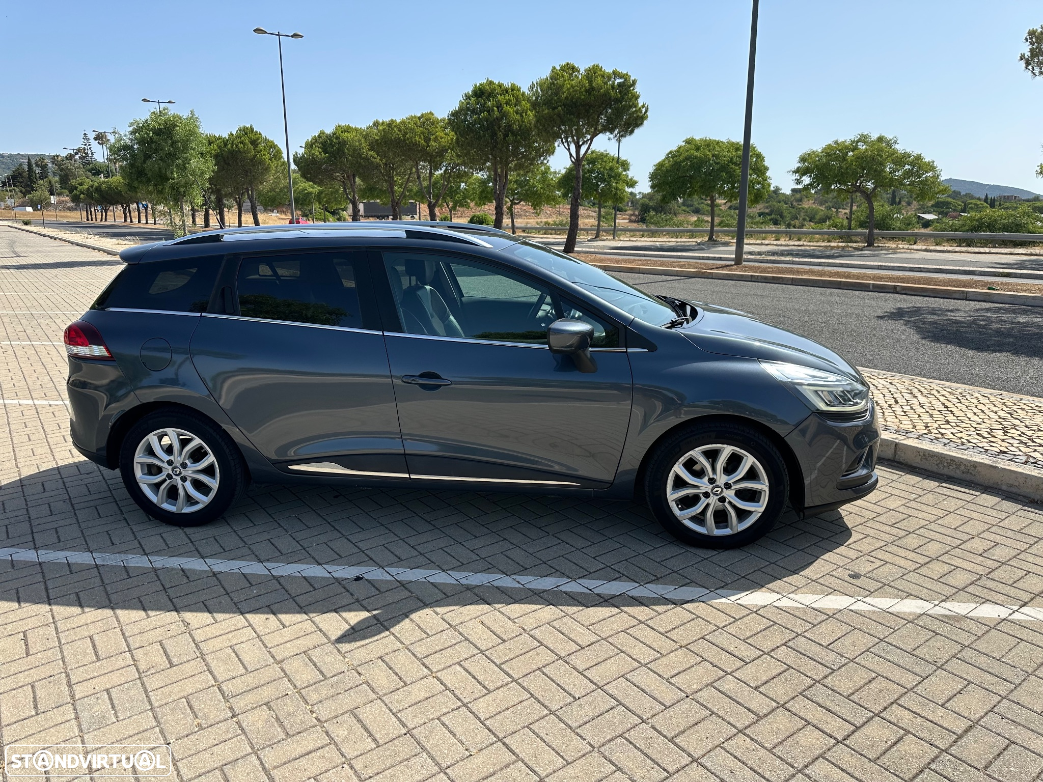 Renault Clio Sport Tourer (Energy) dCi 90 Start & Stop EDC INTENS - 6