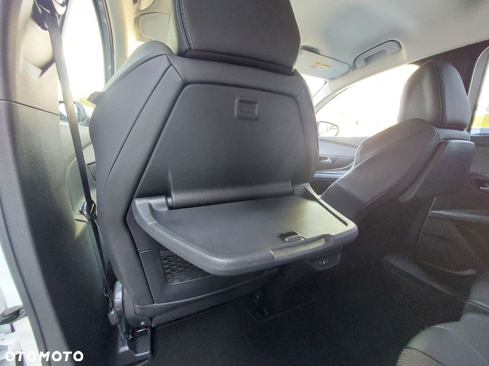 Peugeot 5008 1.2 PureTech Allure Pack S&S EAT8 - 12