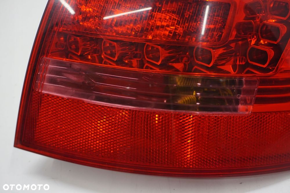 AUDI A6 C6 KOMBI LAMPA PRAWY TYŁ 4F9945096H - 3