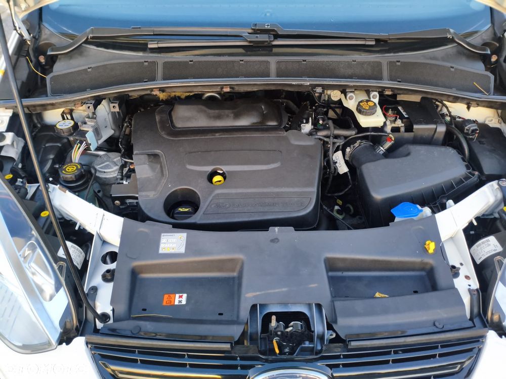 Ford S-Max 2.0 TDCi DPF Titanium - 33