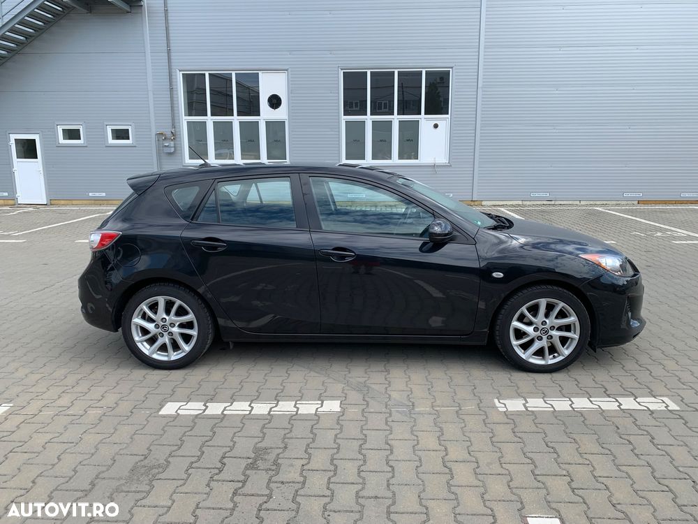 Mazda 3 - 4