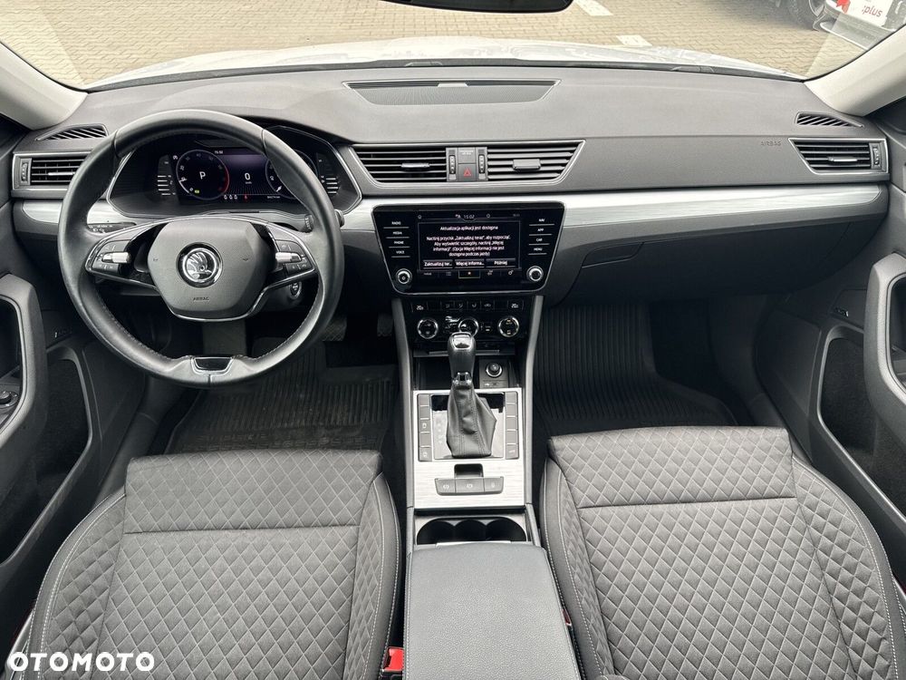 Skoda Superb 2.0 TSI Ambition DSG - 17