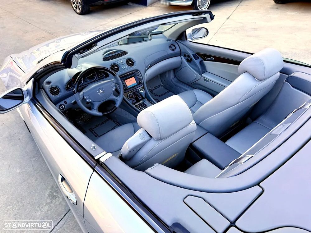 Mercedes-Benz SL 500 Standard - 10
