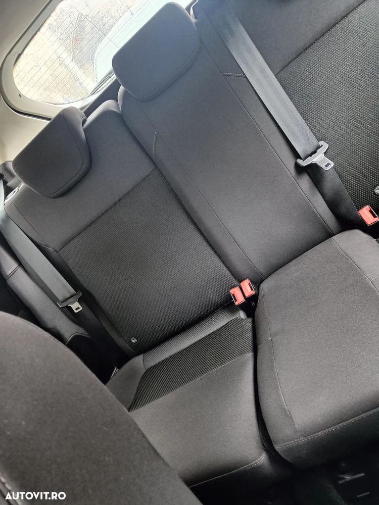 Ford Focus 1.0 EcoBoost Active - 5