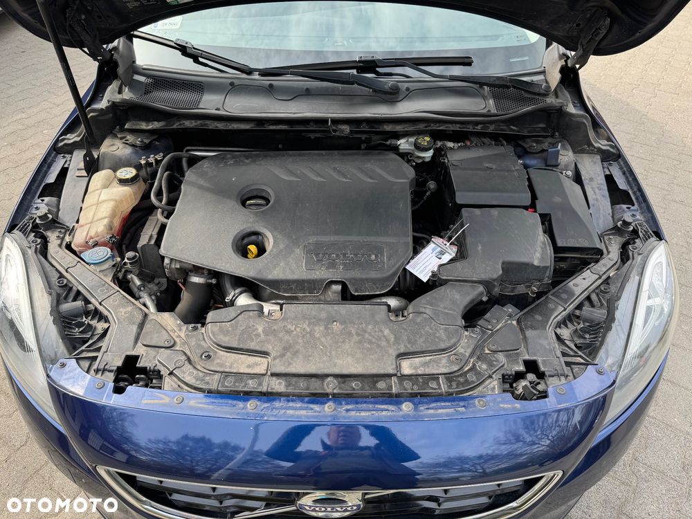 Volvo V40 D2 Ocean Race - 14