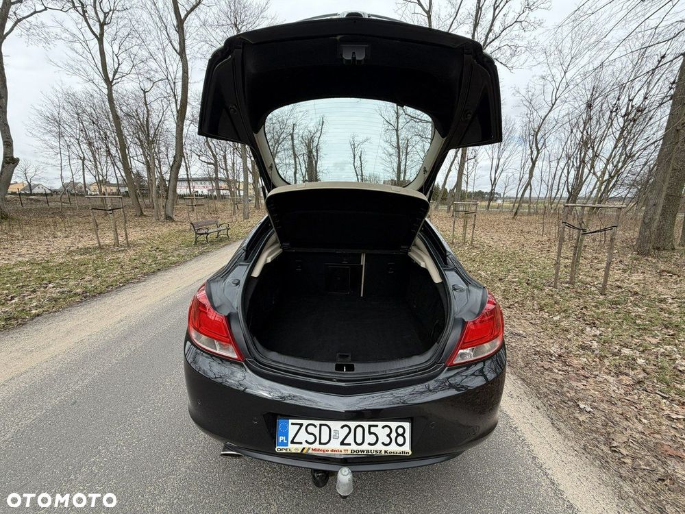 Opel Insignia - 25