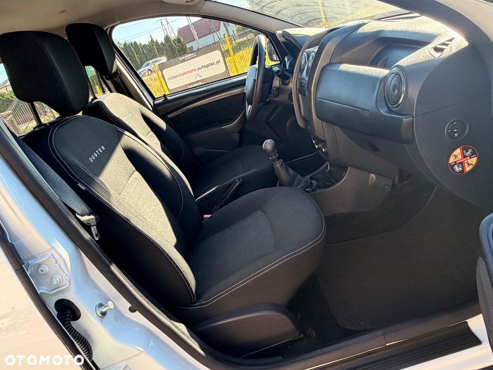 Dacia Duster 1.6 16V 4x4 Laureate - 16