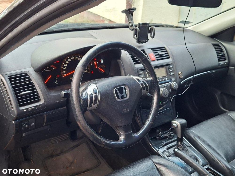 Honda Accord - 4