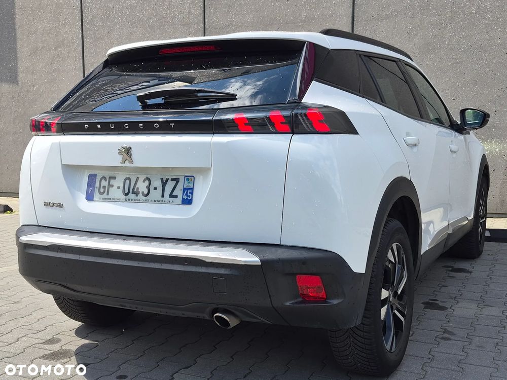 Peugeot 2008 1.5 BlueHDi Allure S&S EAT8 - 10