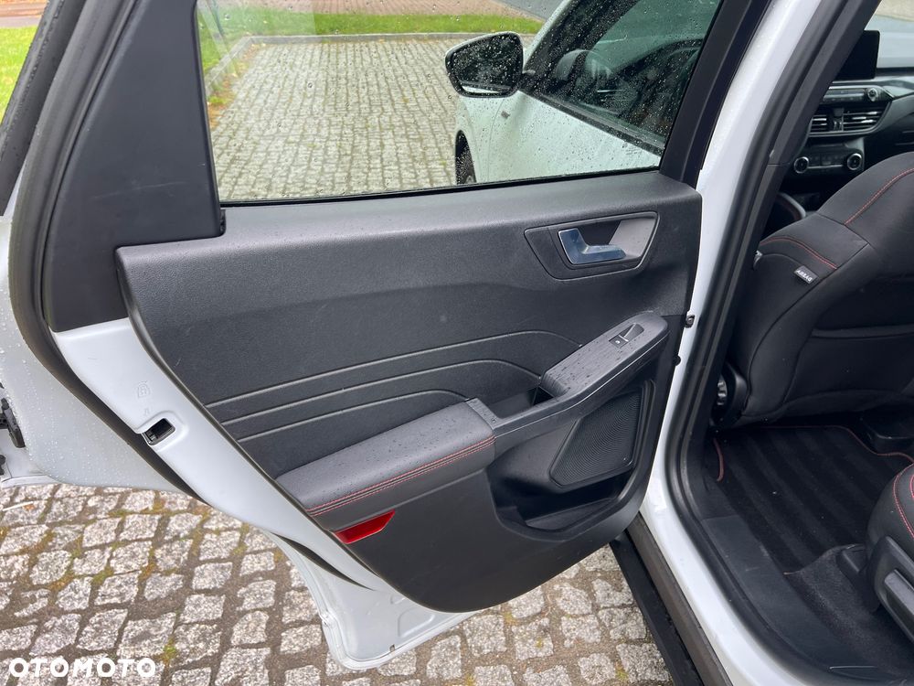 Ford Kuga 2.5 Duratec FHEV ST-LINE - 25
