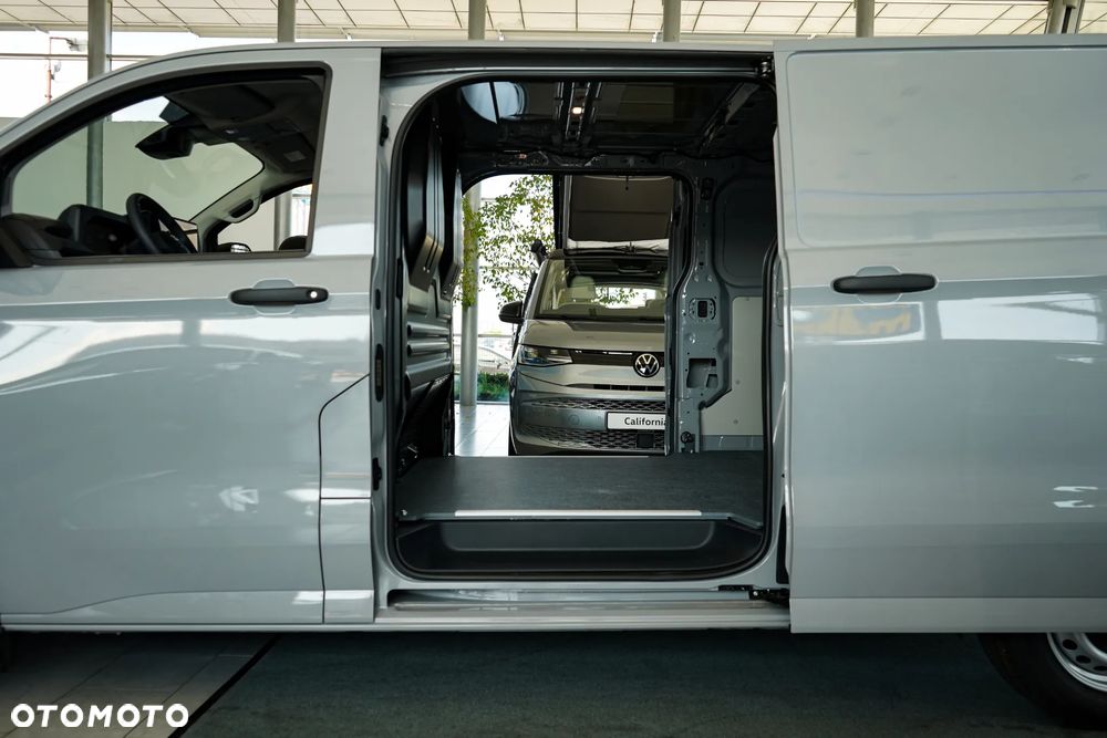 Volkswagen Transporter T7 - 16