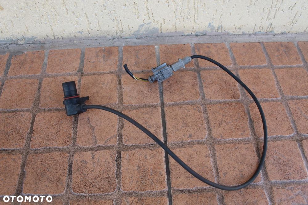 CZUJNIK POŁOŻENIA WAŁU VW NEW BEETLE 2.0B 0261210146 - 1